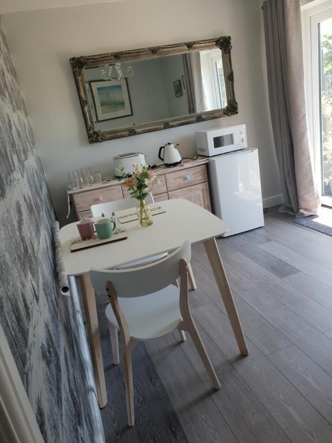 Goshens Farm B&B Wootton Bridge  Bagian luar foto